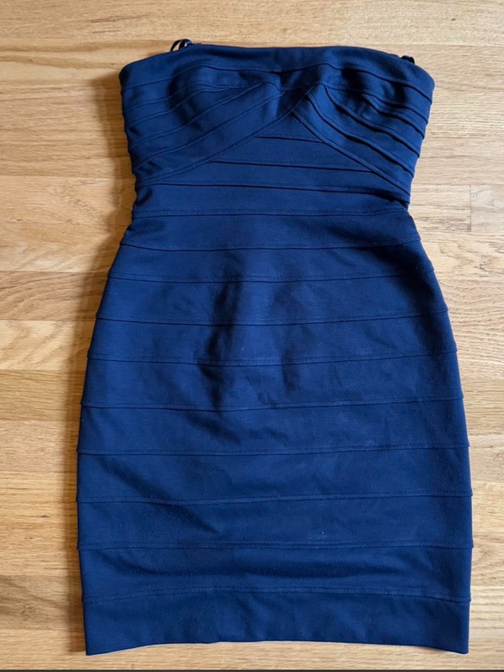 BCBGMAXAZRIA Navy Strapless Bandage Dress